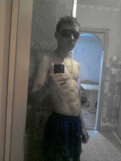  ,   ANDREs, 28 ,   