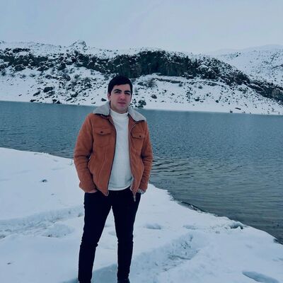  ,   Artur, 26 ,   ,   , c , 