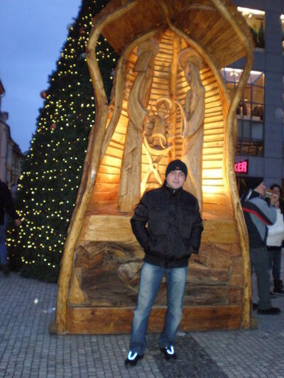 ,   Albert, 43 ,   ,   , c 