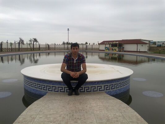  ,   Elvin, 31 ,   