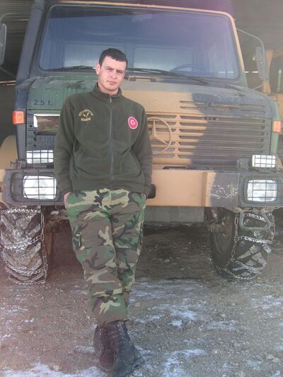  ,   Arjen, 43 ,   ,   