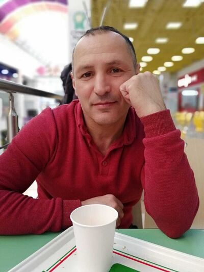  ,   Ruslan, 38 ,   ,   , c , 