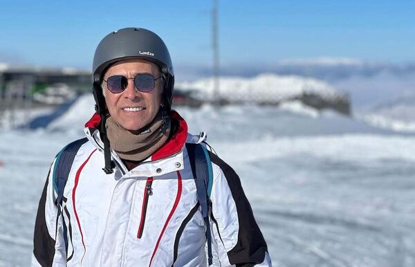  Abbots Langley,   Logan paul, 60 ,   c 