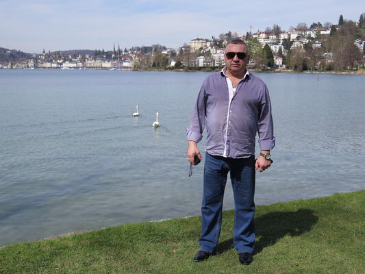  ,   Valeri, 60 ,   