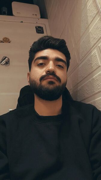  ,   Amir, 25 ,   ,   
