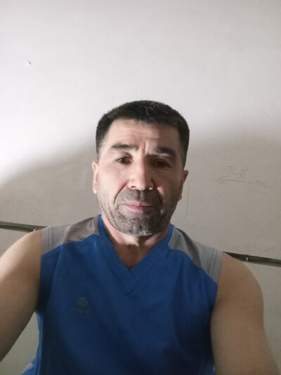  ,   Ali, 47 ,   ,   