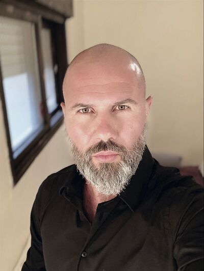  ,   Oleg, 45 ,   ,   