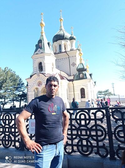  ,   Arman, 32 ,   ,   