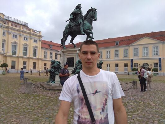  ,   Anton, 40 ,   ,   , c 