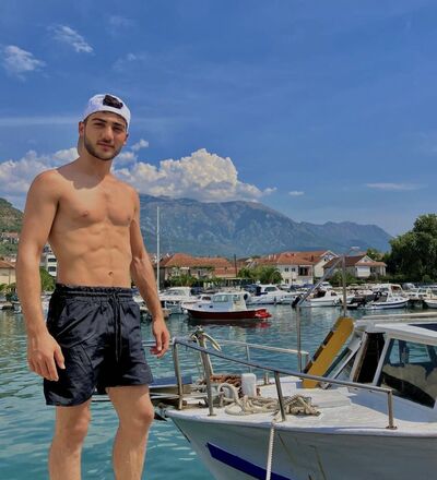  ,   Seymur, 28 ,   ,   