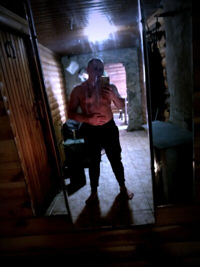 --,   Eric, 28 ,   , 