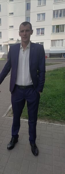  ,   Nikita, 32 ,   ,   