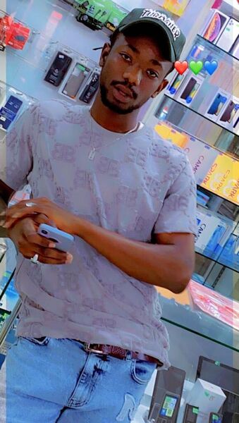  ,   Ben cape, 28 ,   ,   