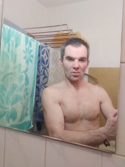  ,   Robert, 48 ,   ,   , c 