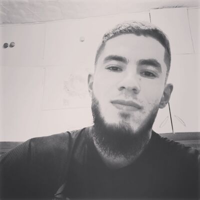  -,   Adam, 23 ,   ,   , c 