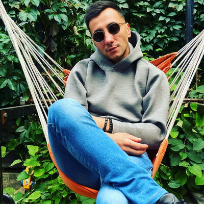  ,   Viktor, 38 ,   ,   , c , 