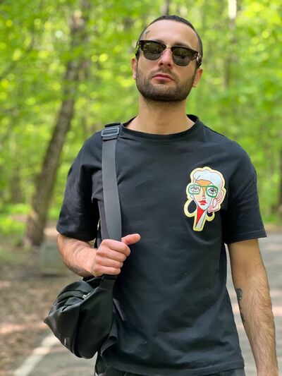  ,   Niko, 31 ,   ,   