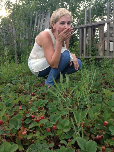  ,   Elena, 60 ,   ,   , c 