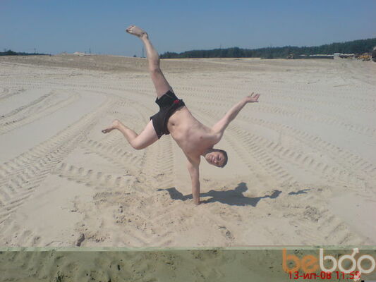  ,   Viktor, 40 ,   