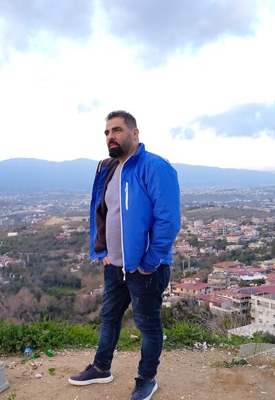  ,   Ali, 41 ,   ,   