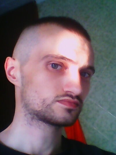  ,   James, 33 ,  