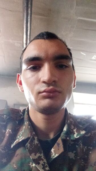  ,   Roland, 20 ,   ,   
