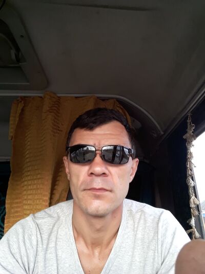  --,   , 44 ,   