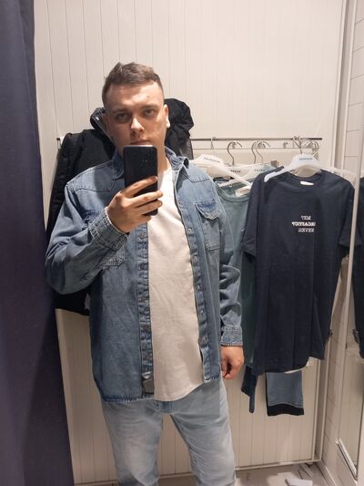  Gliwice,   Vlad, 28 ,   ,   