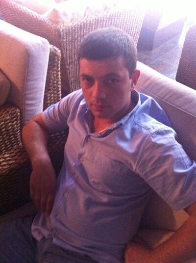  ,   Artem, 37 ,   ,   
