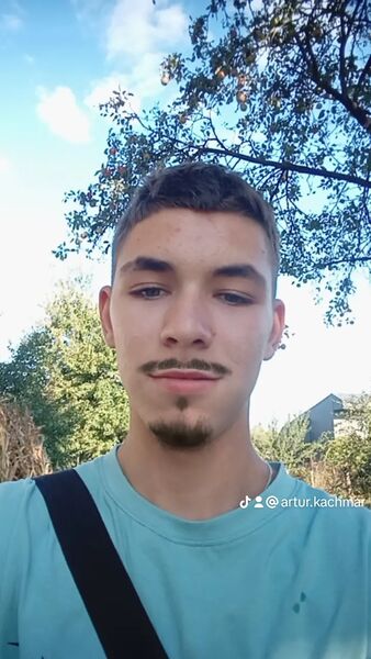  ,   ARTUR, 18 ,   ,   