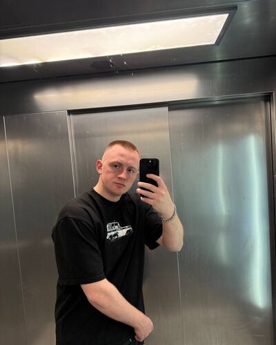  ,   Nikita, 20 ,   ,   