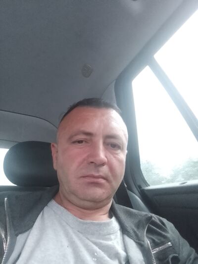  ,   Alex, 44 ,   ,   