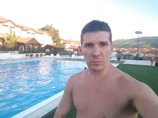  -,   Maxim, 35 ,   ,   