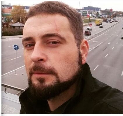  ,   Maksim, 42 ,   ,   