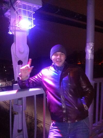  ,   Ruslan, 35 ,   ,   , c 