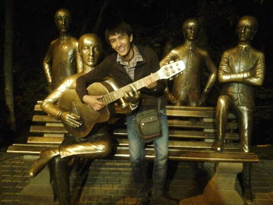  ,   Kostya, 33 ,   