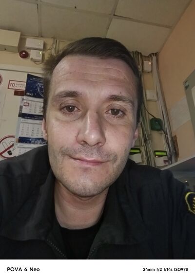  -,   Alex, 37 ,   ,   