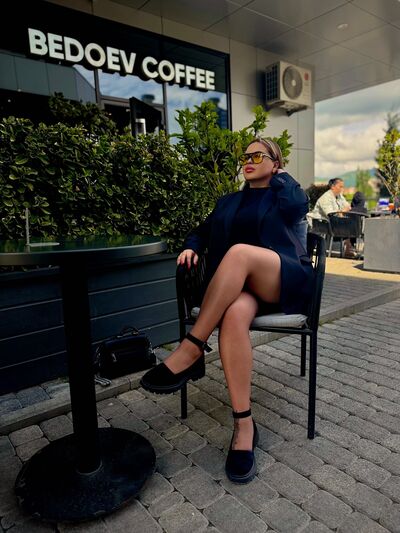  ,   Lydmila, 27 ,     , c , 