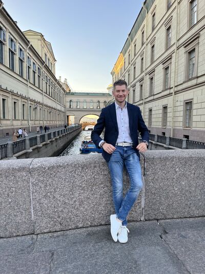  ,   Alex, 40 ,   ,   