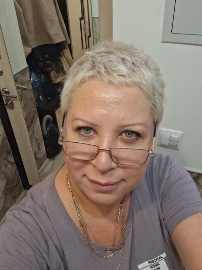  ,   , 52 ,   c 