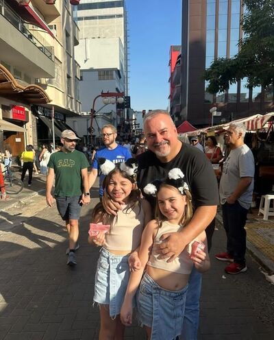  ,   John Mike, 65 ,   ,   