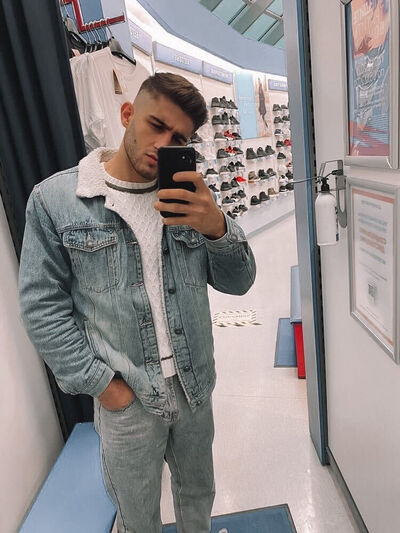  ,   Salim, 24 ,   ,   