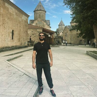  ,   Armen, 30 ,   ,   , c , 