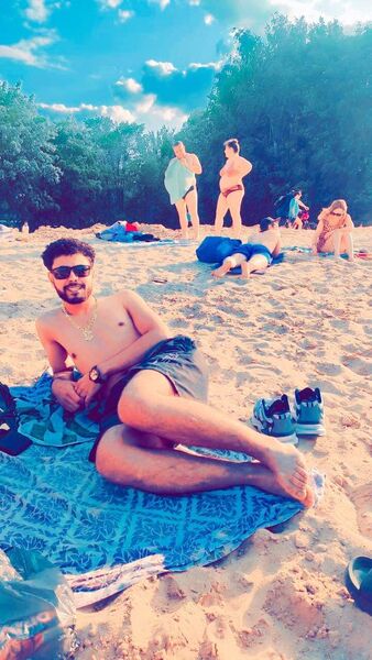  ,   Farag, 29 ,  