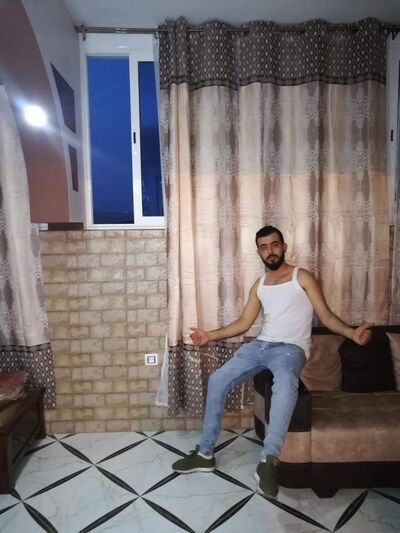  Algiers,   Sofian, 32 ,   ,   