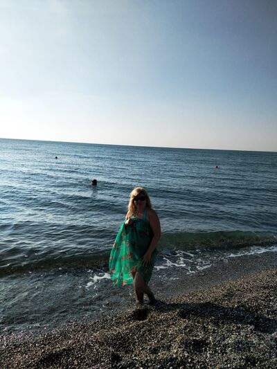  ,   Lana, 44 ,     , c 
