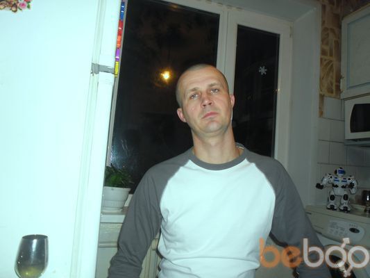  ,   Viktor, 50 ,  