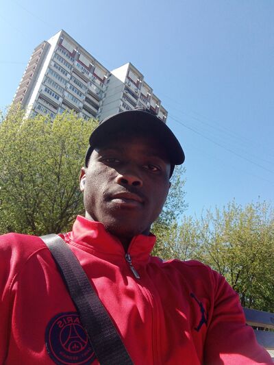  ,   WILFRiED, 35 ,   ,   
