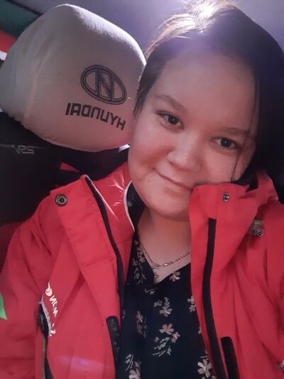  ,   Adelina, 26 ,   ,   