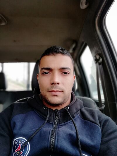  ,   Moez, 36 ,   ,   